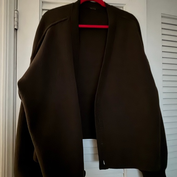 ALO Yoga Scholar Cardigan Sweater - Picture 5 of 6